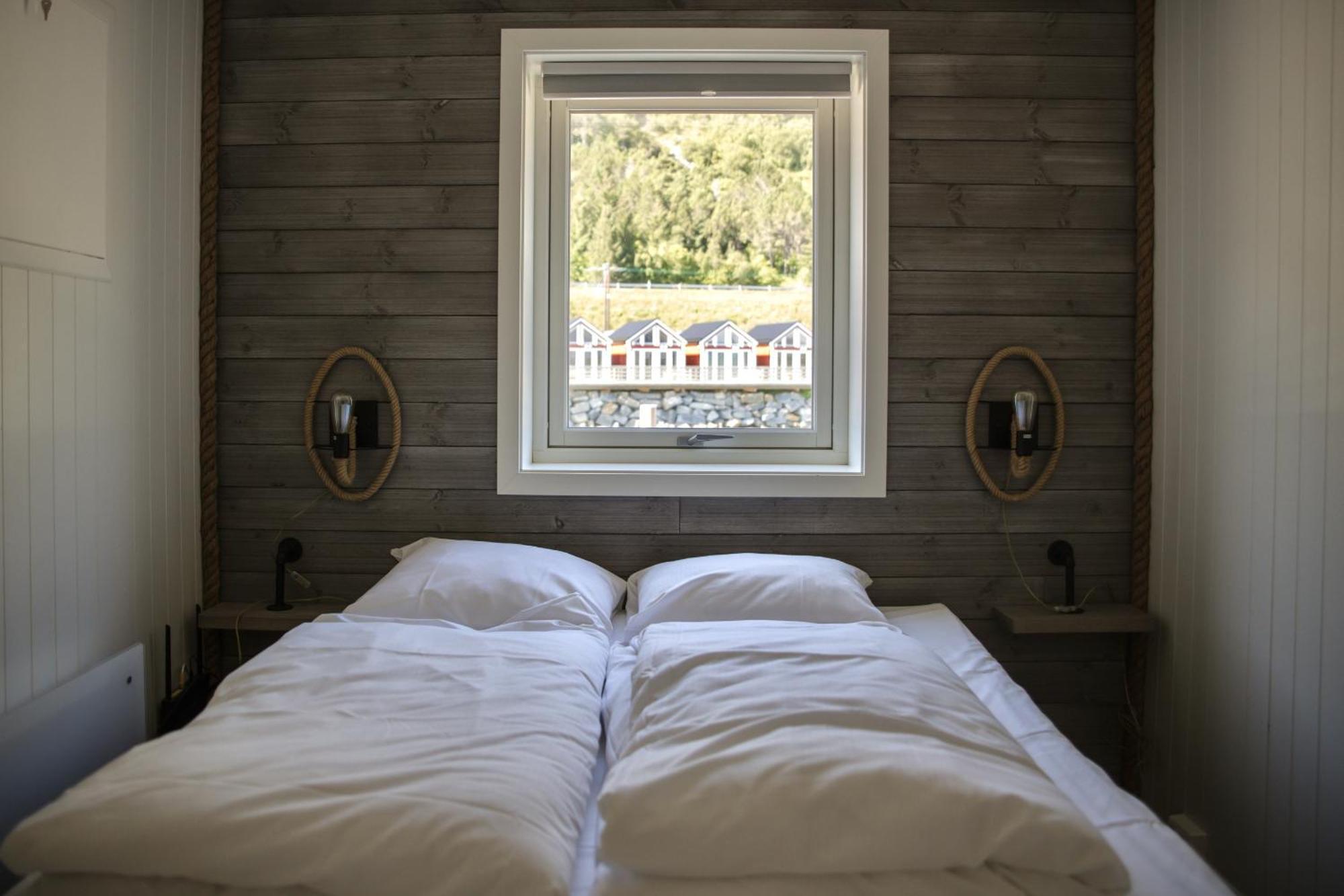 Amazing Fisherman Cabin In The Heart Of Lofoten Leknes Exterior photo